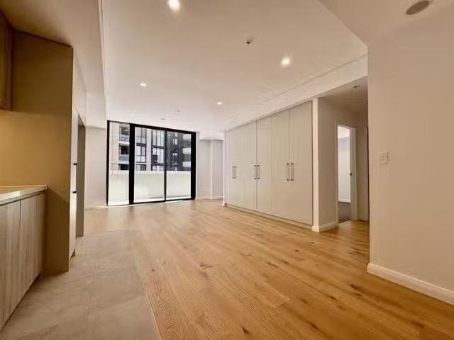 331/2 Mandala Parade, Castle Hill, NSW 2154