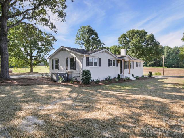 3312 Sikes Mill Road