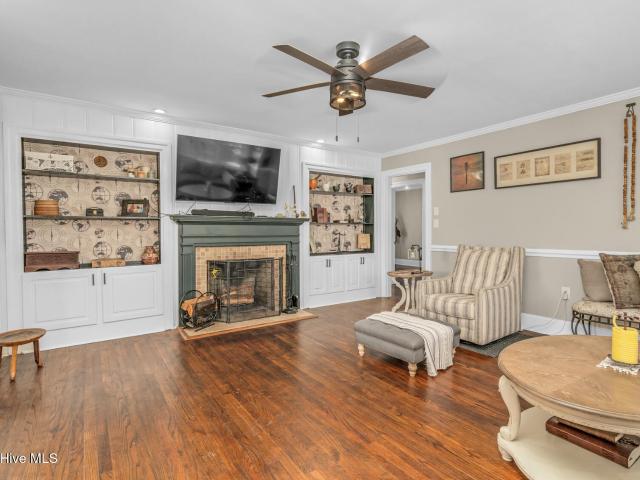 3313 Amherst Road