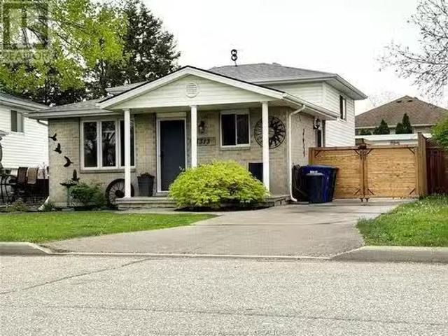 3313 Candlewood Crescent, Windsor, ON, N8W 5M5 house for sal.