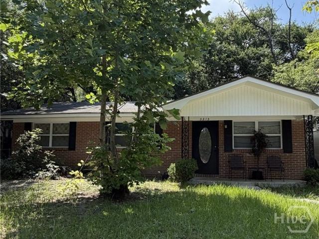 3313 Iantha St, Savannah, GA 31404