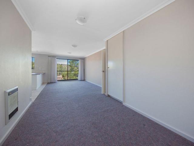 33/13 15 Mowatt Street, Queanbeyan