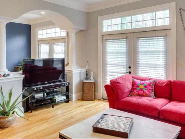 331 Carpenter Drive No. 8, Sandy Springs, US, GA