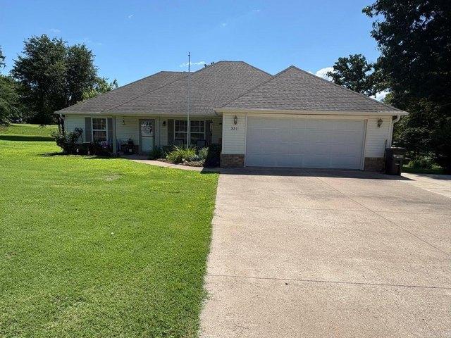 331 S Johnson St, Gassville, AR 72635