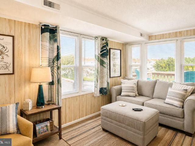 331 Robin Drive # 204