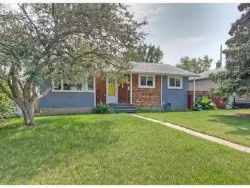 Glenbrook, Calgary, Alberta - Deck, Air conditioning