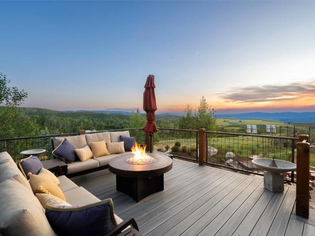 33250 Ravenswood Ln, Steamboat Springs, CO 80487 | MLS #S1066