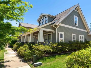 3325 Sawyer Drive