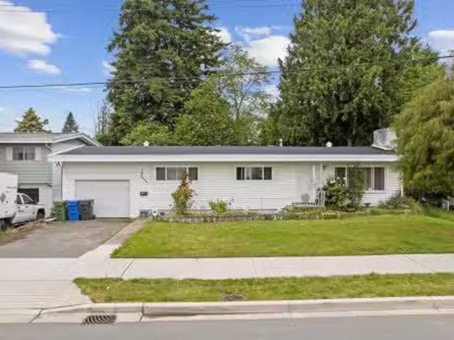 33267 Mayfair Avenue, Abbotsford, BC, V2S 1P3 house for sale.