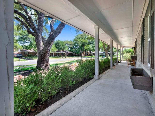 3326 Dartmoor Drive