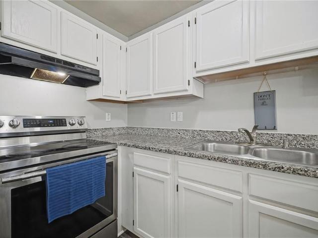 3327 Clover Meadows DR