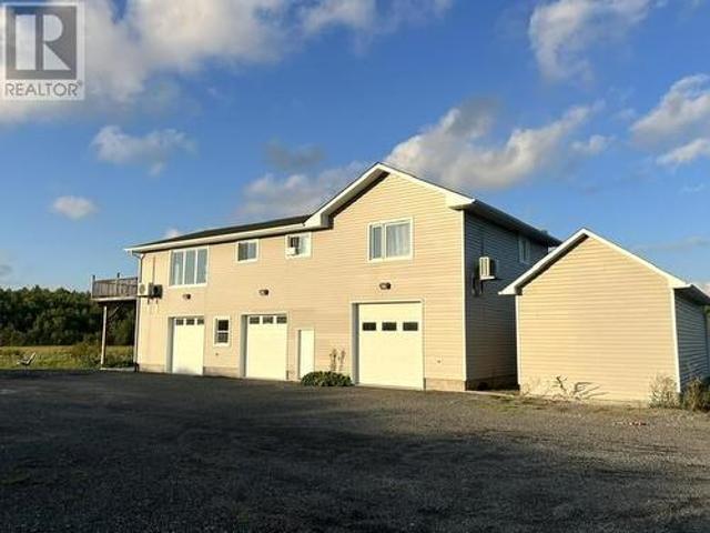 3327 Long Lake Road, Sudbury, ON, P3G 1N4 house for sale | Listing ID 2130 | Royal LePage