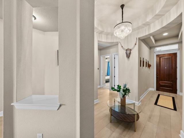 3328 Balboa Way