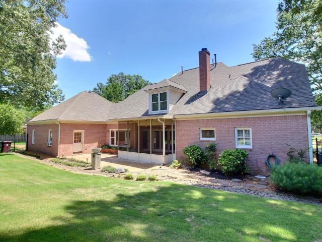 3328 shady forest cv