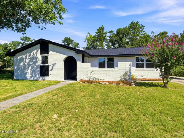 3329 Cockatoo Road