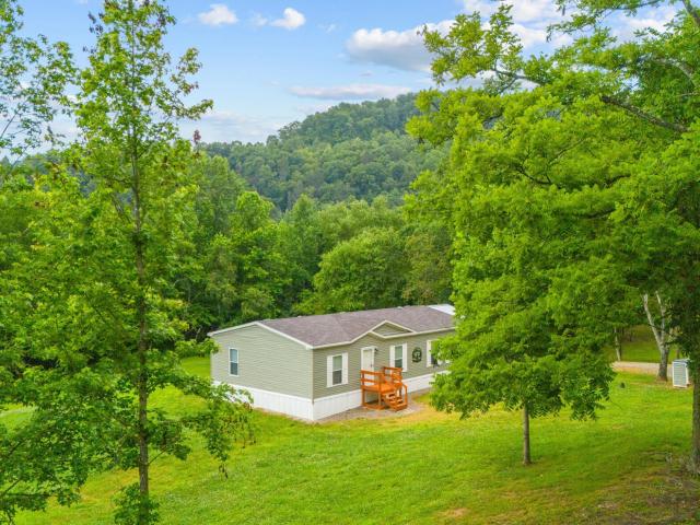 3329 Stinking Creek Rd