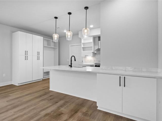 3329 SE MP Parkway 201