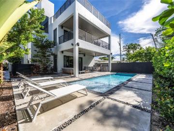 3320 NE 17th Street, Fort Lauderdale, US, FL