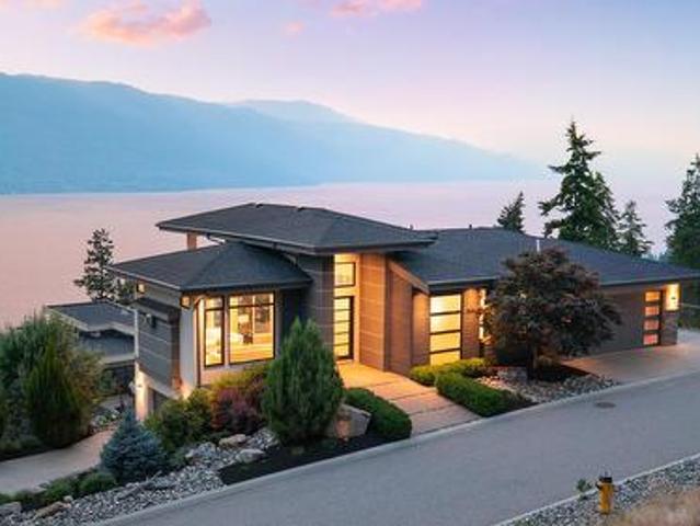 3320 Acacia Lane, Kelowna, BC, V1V 3G1 house for sale | Listing ID 10395 | Royal LePage