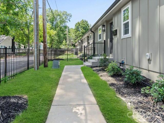 3320 Boyd Street # B