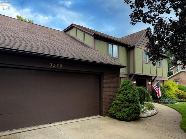 3320 E Stoneway Drive