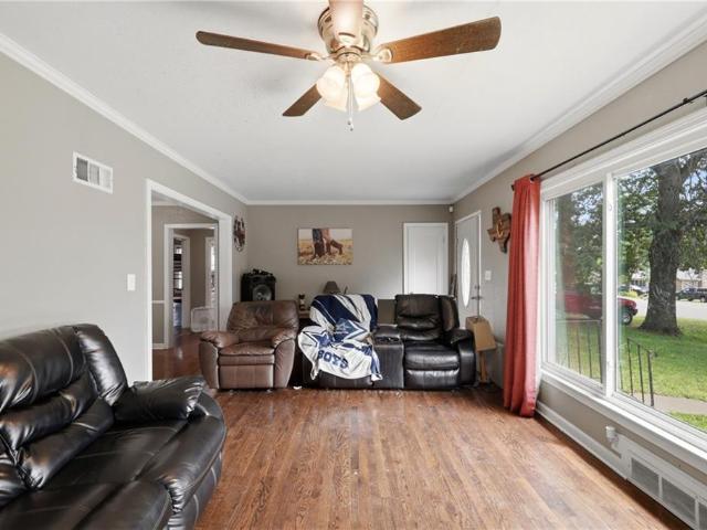 3321 Blue Ridge Boulevard