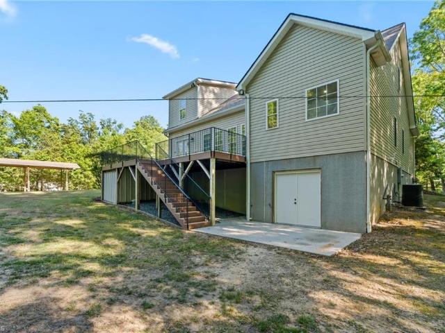 3321 Lower Lake Road