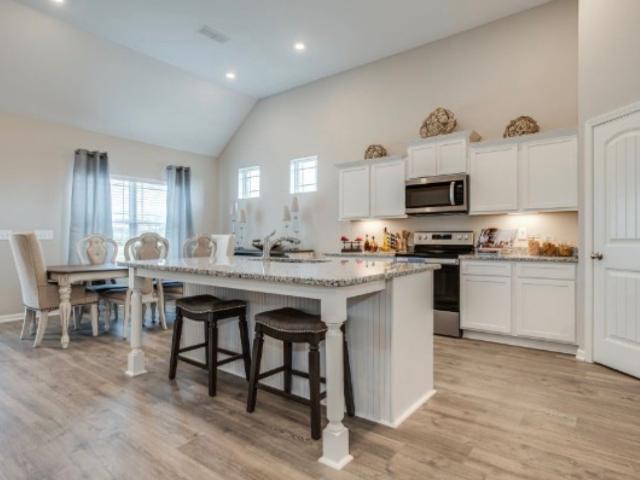 3322 Victoria Lynne Court