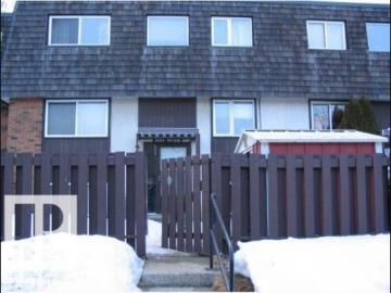 Rundle Heights, Edmonton, Alberta - Garden