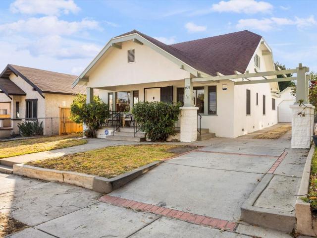 3323 Thorpe Avenue