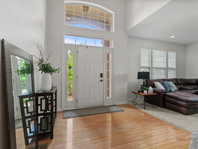 332 colonial Drive