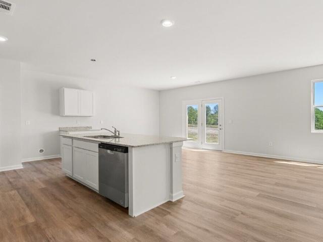 332 Creekview Way