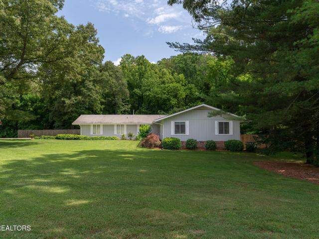 332 Crossfield Drive