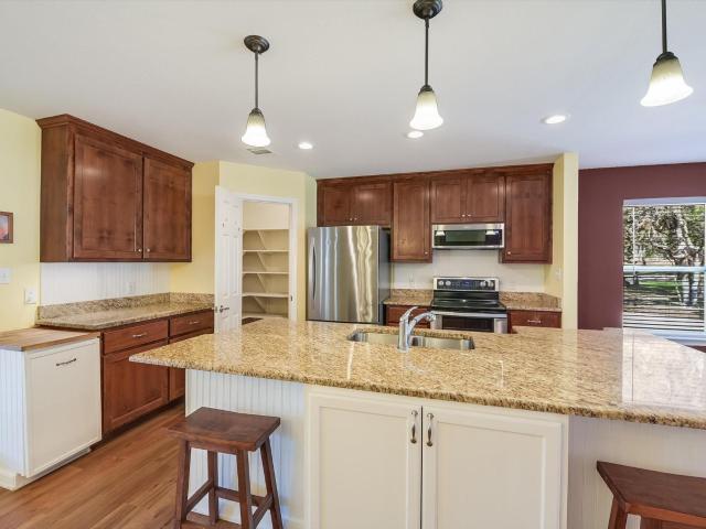 332 Booth Dr