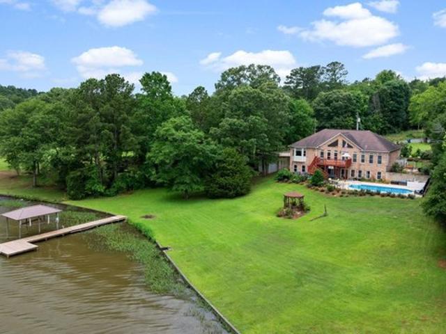 332 Driftwood Point Rd, Pell City, AL 35128