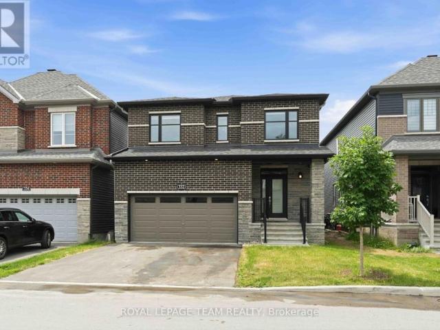 332 Elsie Macgill Walk Ottawa, ON K2W0K7