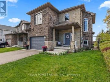 House for sale in Elgin, Ontario - Balcony