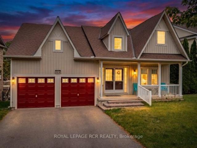 332 King Street, East Gwillimbury, ON, L0G 1M0 house for sale | Listing ID N13638 | Royal LePage