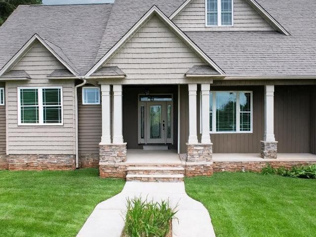 332 Harris Road SE