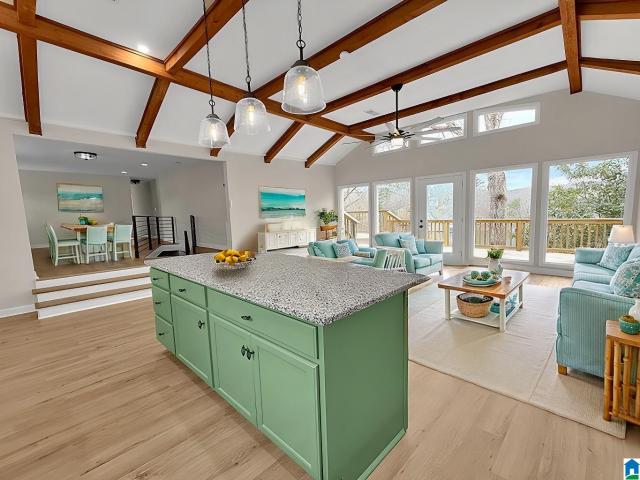 332 Lakeshore Lane