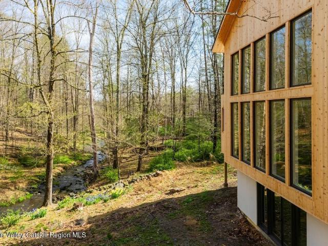 332 Mohonk Road