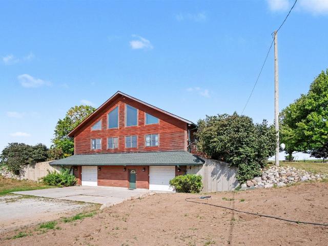 332 N Warner Avenue