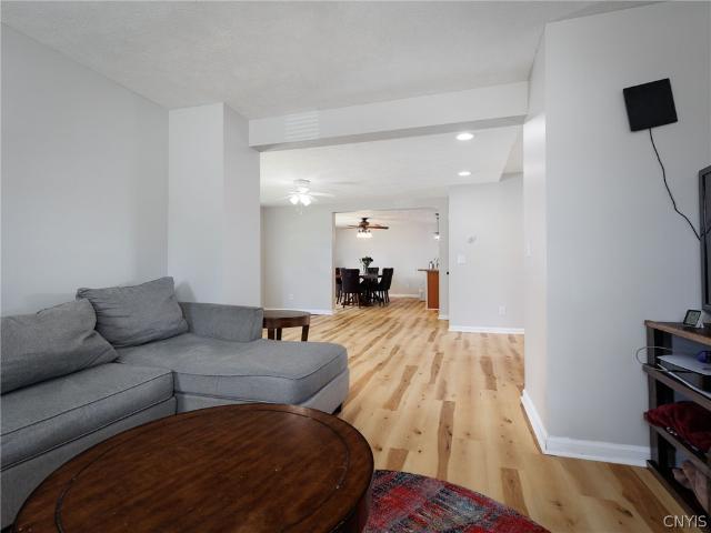 332 N Clinton Street