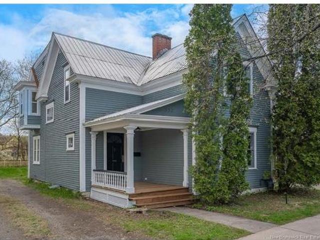 332 Saunders St, Fredericton, NB, E3B 1N8 house for sale | Listing ID NB139867 | Royal LePage