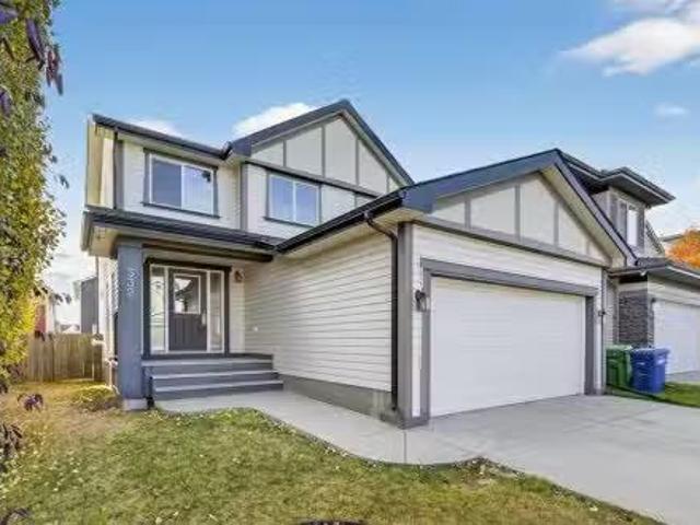 332 Sagewood Landing Sw, Airdrie, AB, T4B 3N6 house for sale.