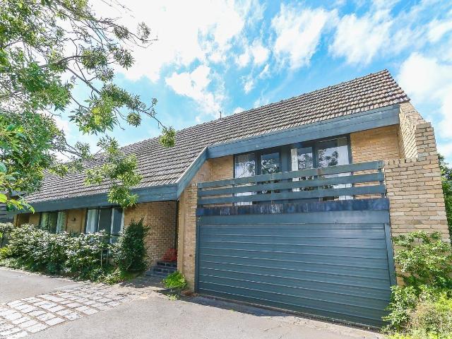 3/32 Walmer Street, Kew
