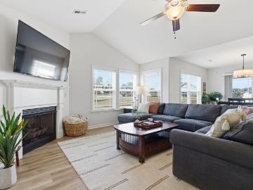 332 Terilyn Ct, Greenville, SC 29611 | MLS #1586