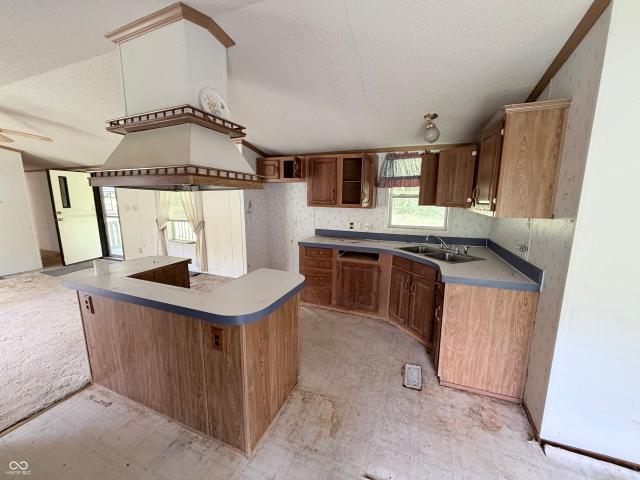 3334 W Harris Drive