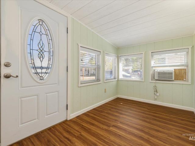 33/35 A Street