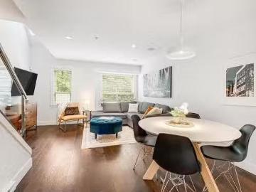 House for sale in Kensington-cedar Cottage